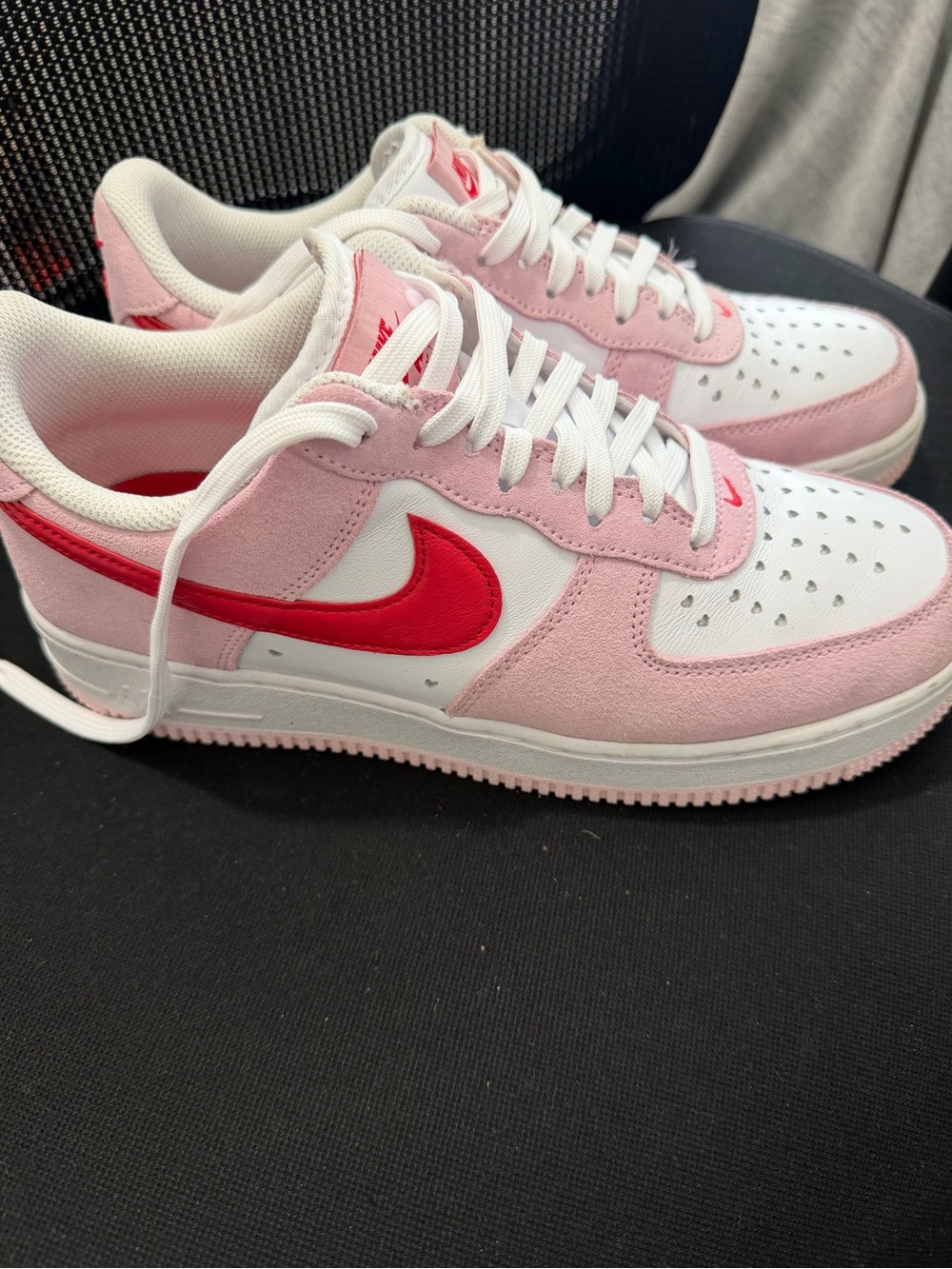 Nike valentines Day Air Force 1 White & Red Low-Top Sneaker Interior